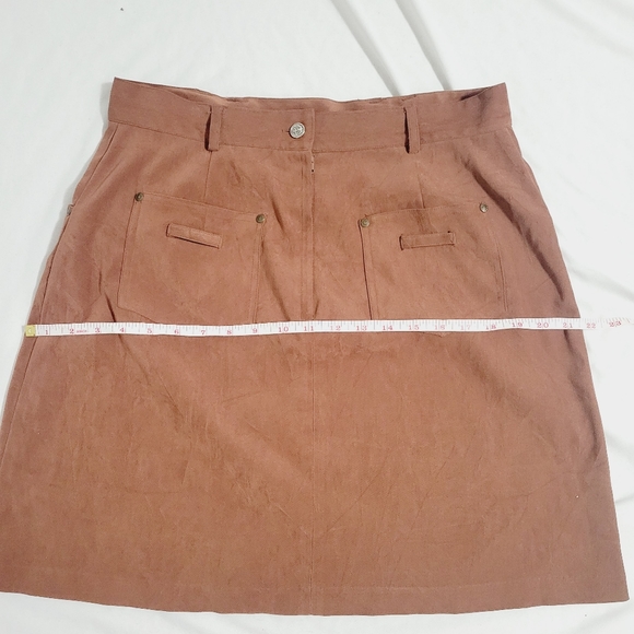 Marie Claire Brown Short Skirt - Picture 12 of 13